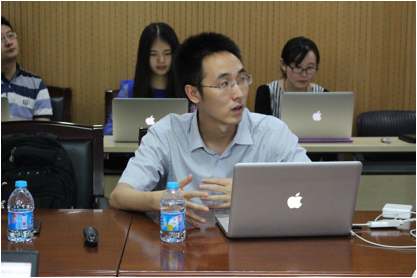 首先,发改委价格监督检查与反垄断局的周智高处长作了题为"行政垄断